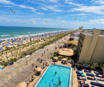 Atlantic Sands Hotel boardwalk Webcam, Rehoboth Beach, DE