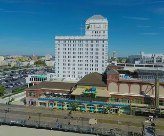 Resorts Casino Hotel Boardwalk Webcam in Atlantic City, NJ
