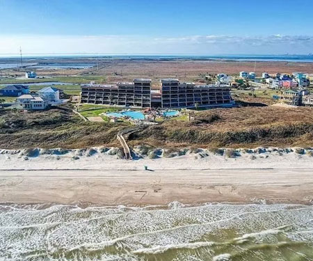 The Mayan Princess in Port Aransas, Texas Live Beach Webcam