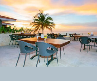 Buccanos Beach Club Live Cam in Cozumel