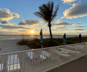 Webcam White Sands Beach Resort, Holmes Beach, FL on Anna Maria Island