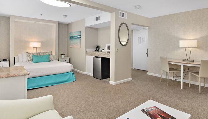 Brighton Suites Hotel, 34 Wilmington Avenue, Rehoboth Beach, DE 19971