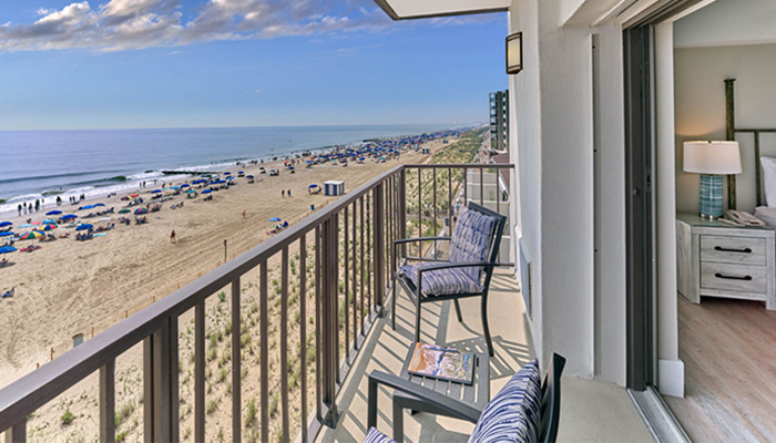 Henlopen Hotel, North Boardwalk, Rehoboth Beach, DE Oceanfront