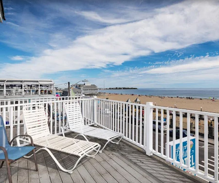 Pelham Resort Live Cam in Hampton Beach, NH