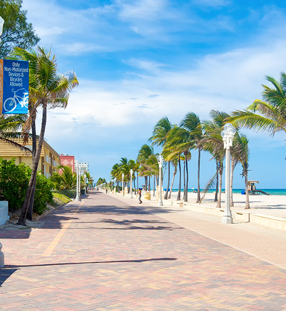 florida-hollywood-beach-travel-575x625